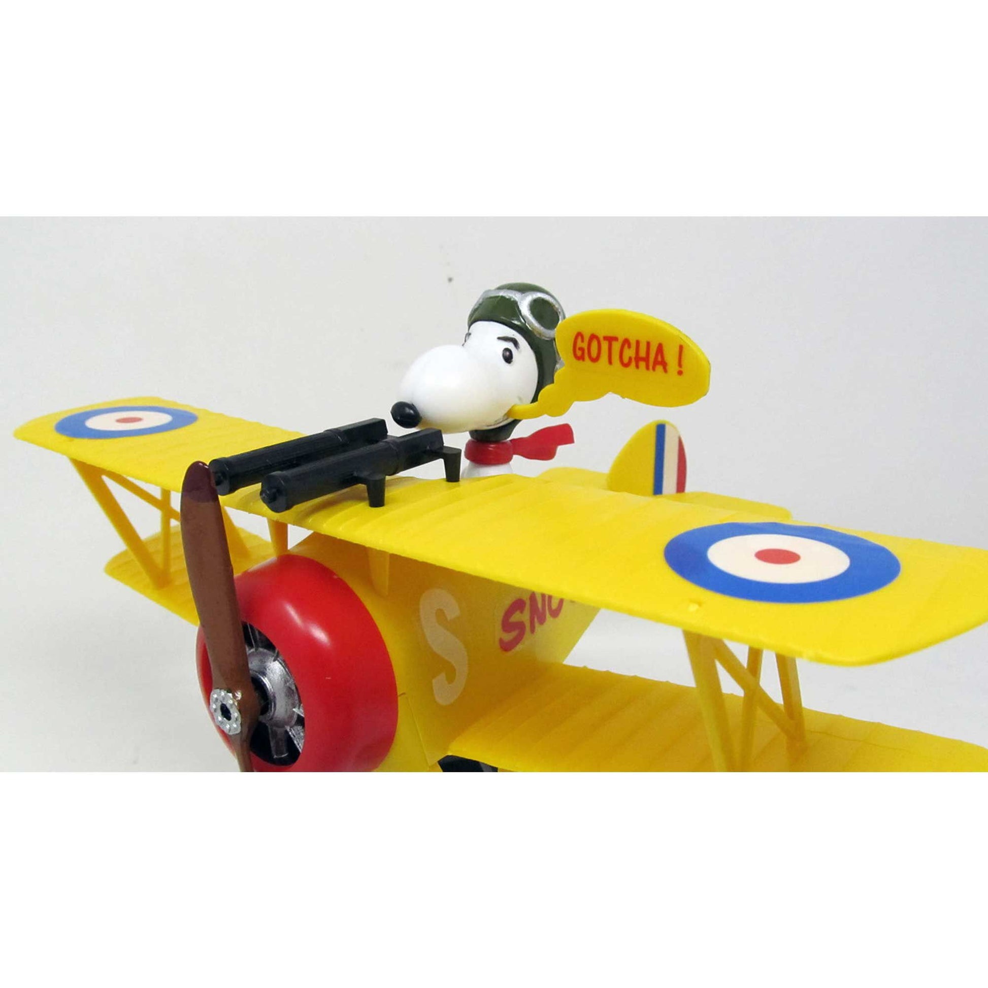 Snoopy and His Sopwith Camel Snap Plastic Model Kit - Dirt Cheap RC SAVING YOU MONEY, ONE PART AT A TIME