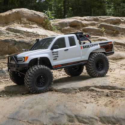 1/10 SCX10 III Base Camp 4X4 RTR Brushed Rock Crawler, White