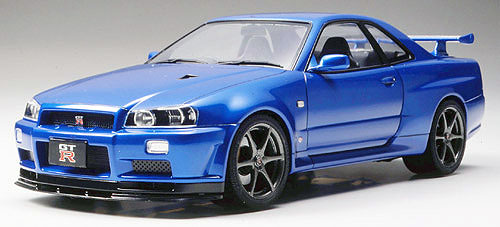 1/24 Nissan Skyline GT-R (R34) V.spec II Plastic Model Kit